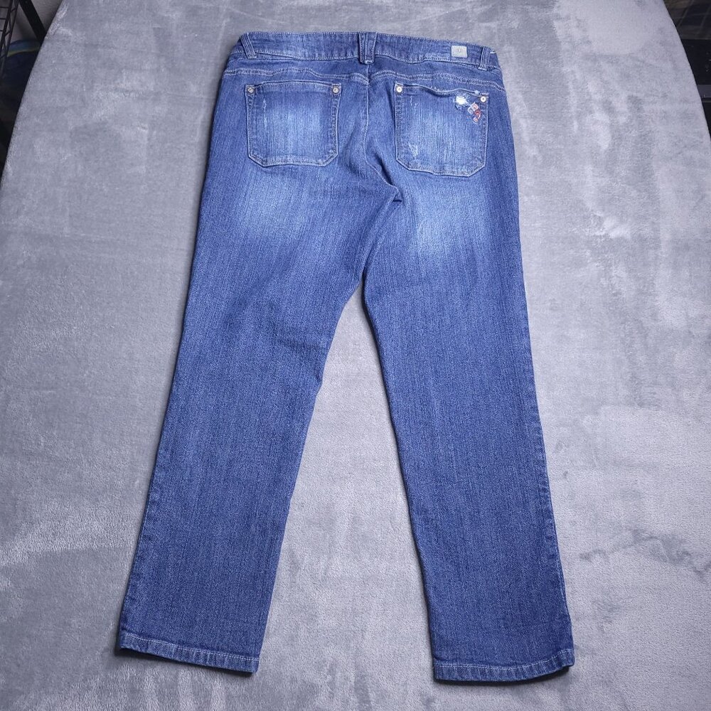 Democracy Girlfriend Fit  Jeans 12 Mid Rise Medium Wash Distressed Embroidered - Picture 4 of 8